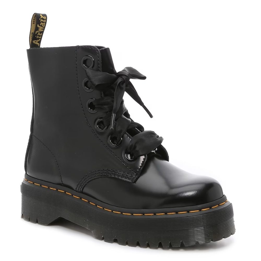 Dr. Martens Molly Boot